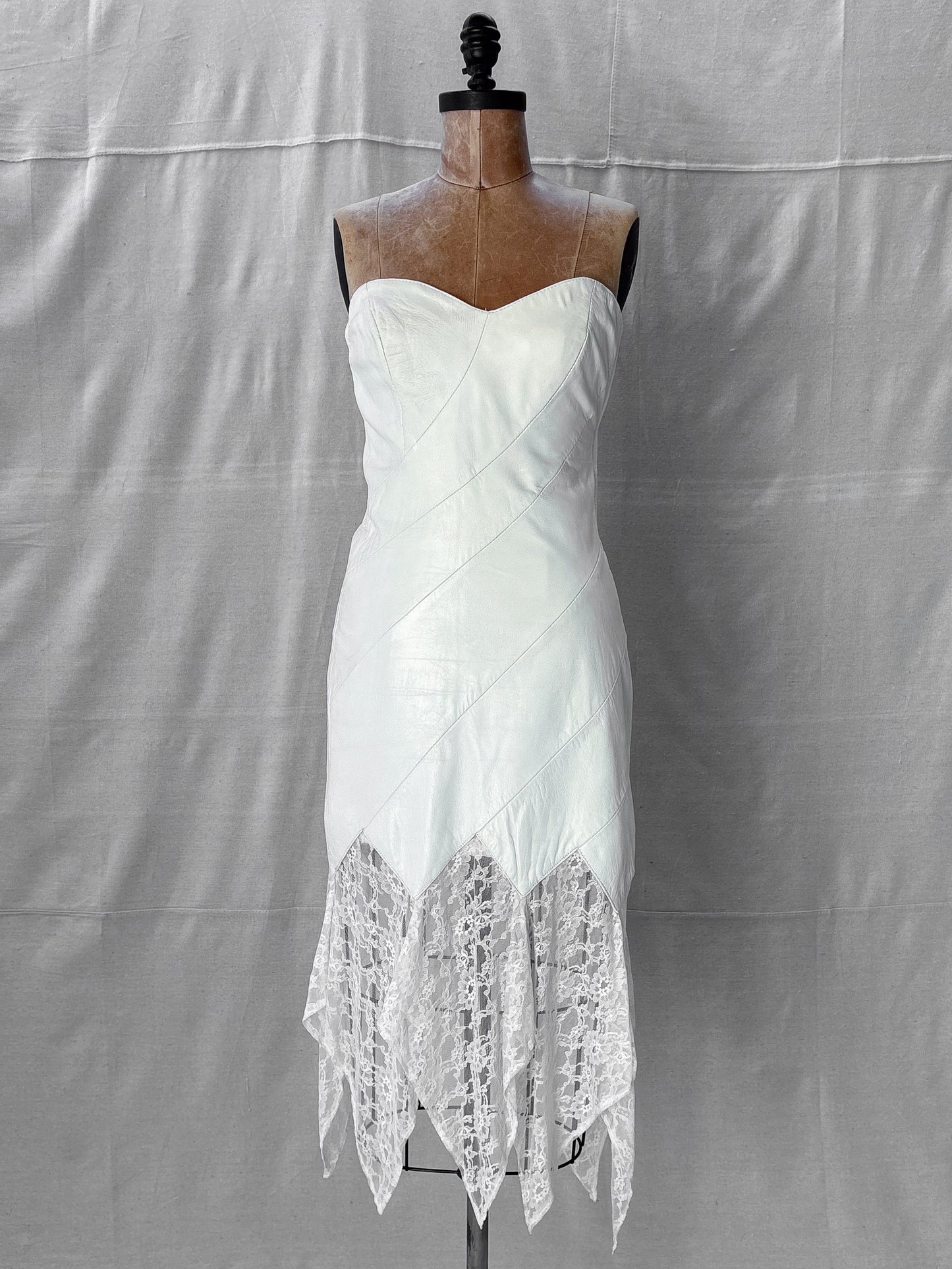Vintage Blanc White Leather and lace dress