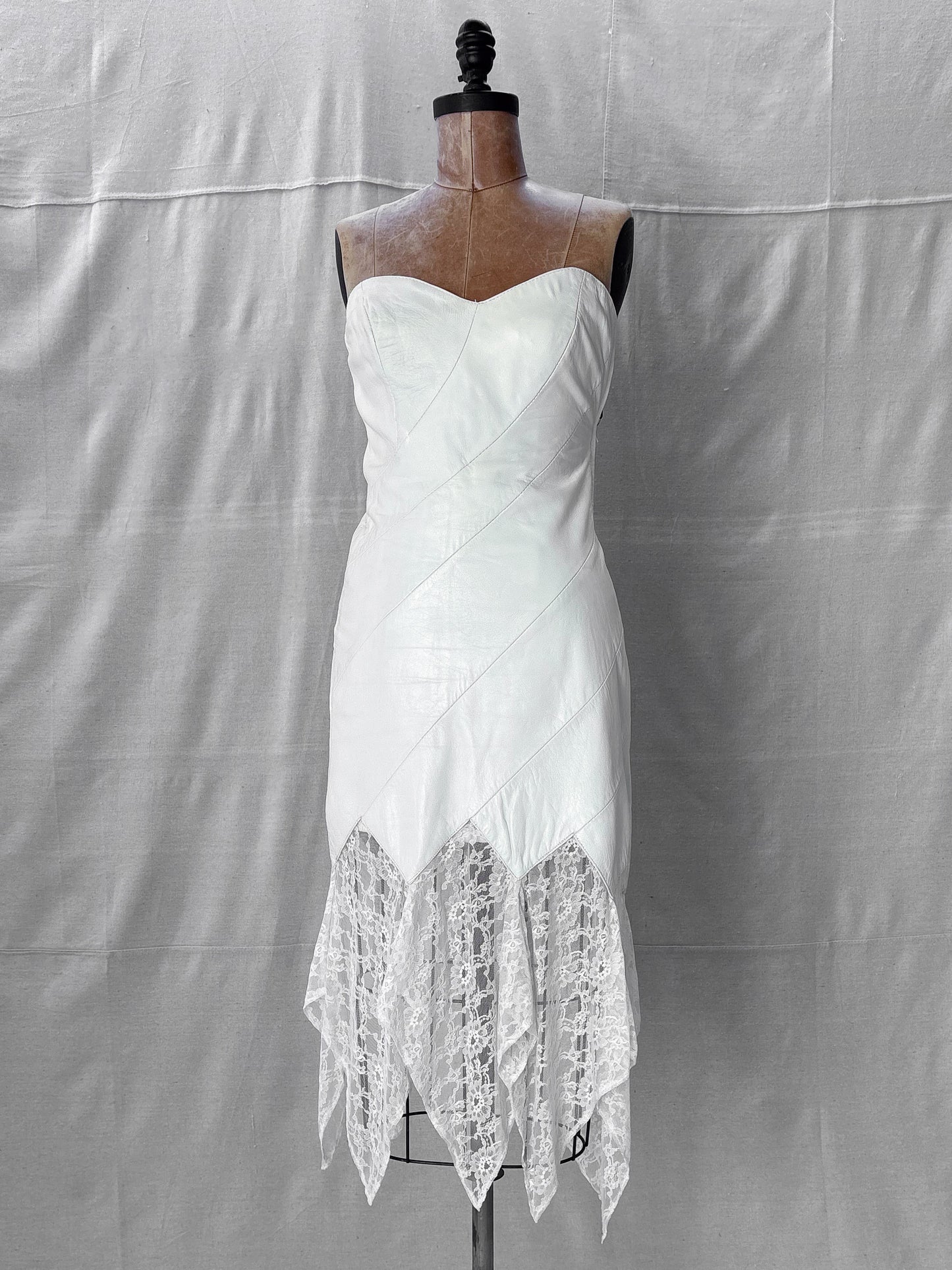 Vintage Blanc White Leather and lace dress