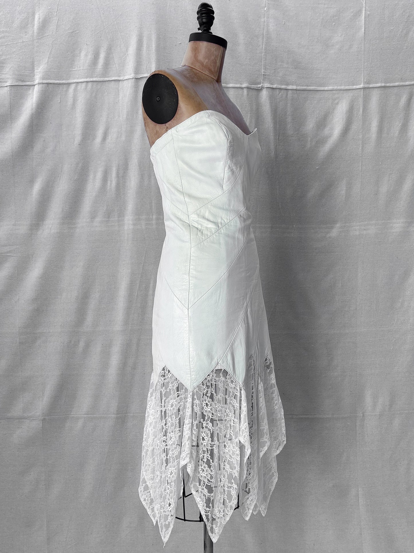Vintage Blanc White Leather and lace dress